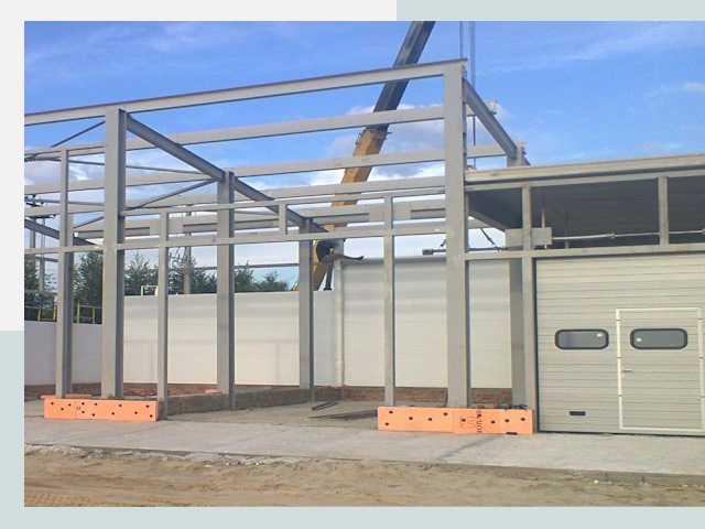 Строительство автосервисов от СтальСтрой-Клп по цене 619 руб.