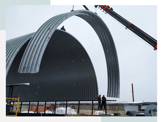 Полукруглые ангары в Колпино