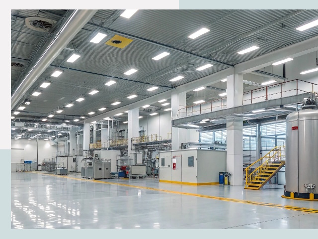 Освещение ангаров в Колпино от 619 руб. - Эффективные решения